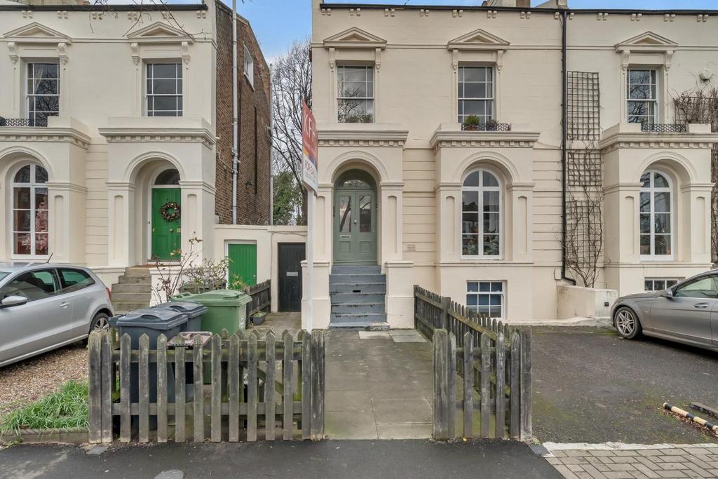 Park Hall Road, West Dulwich 1 bed flat for sale £375,000