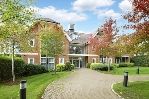 2 bedroom apartment to rent, Station Road, Beaconsfield, HP9
