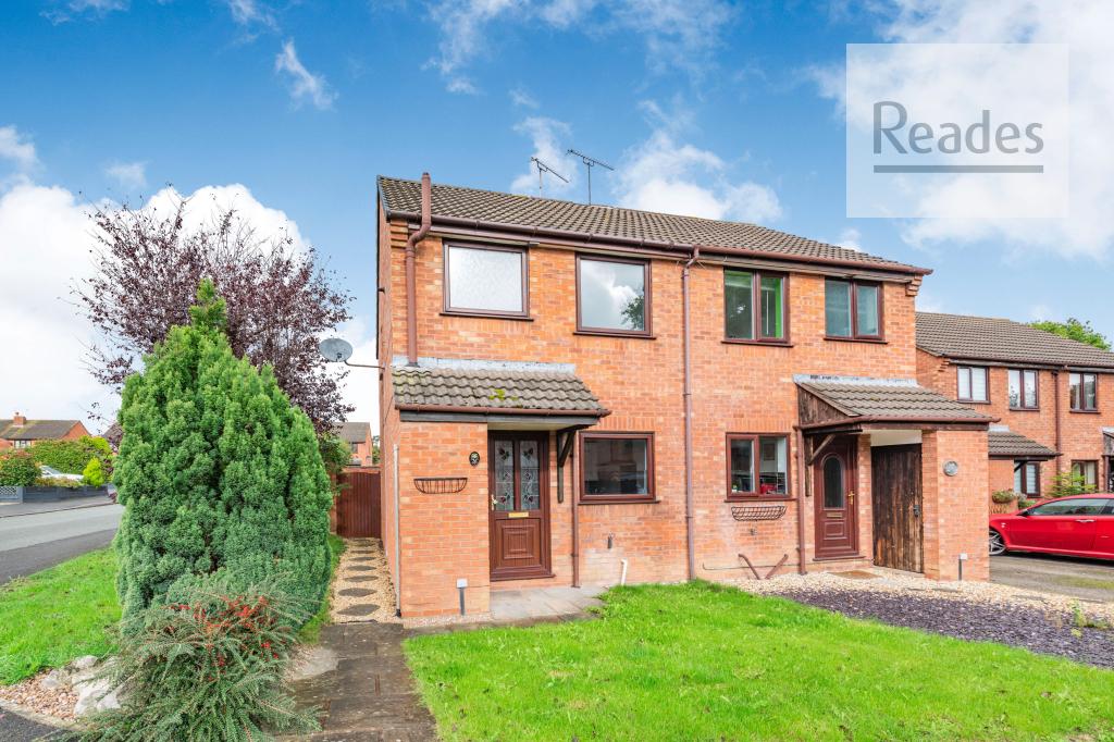 Llys Derwen, Higher Kinnerton CH4 9 2 bed semidetached house £210,000