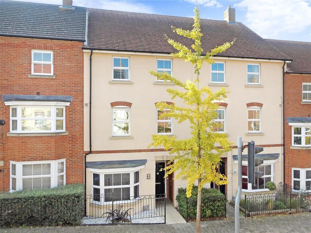 Bluebell Road, Kingsnorth, Ashford, Kent 4 bed townhouse £425,000