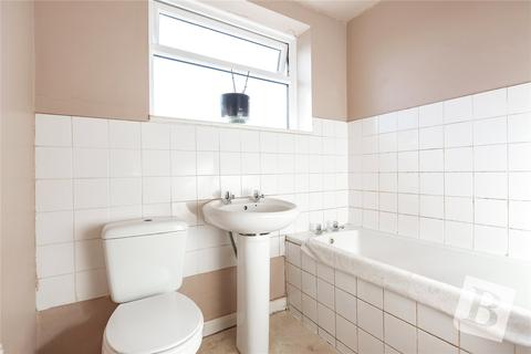 9 Davies Close, Rainham, RM13 9LJ