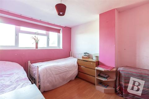 9 Davies Close, Rainham, RM13 9LJ