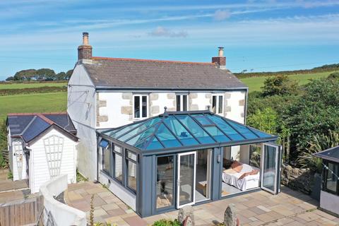 8 bedroom property with land for sale - Sandy Lane, Redruth