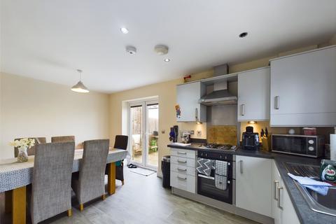 30 Laroche Walk, Bodmin, PL31 2SB