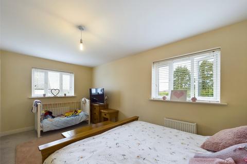 30 Laroche Walk, Bodmin, PL31 2SB