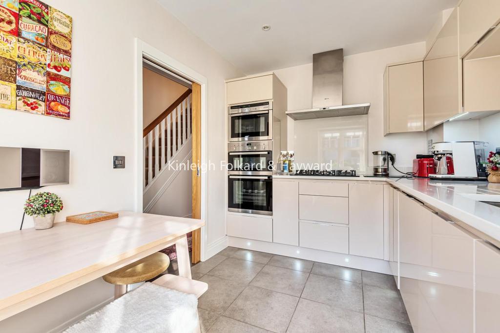 Chelmsford Road, Southgate 4 bed terraced house for sale £825,000