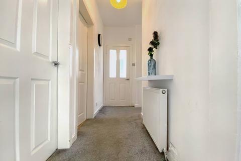 2 bedroom flat to rent, Oswald Road, Ayr KA8