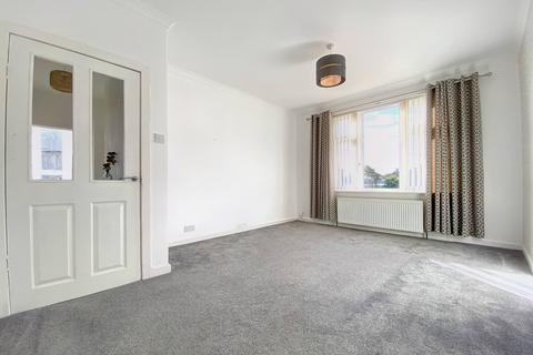 2 bedroom flat to rent, Oswald Road, Ayr KA8