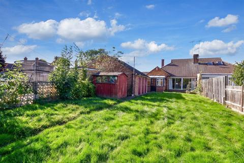 18 Silver Birch Close, Dartford, DA2 7NH