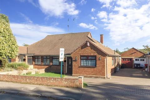 18 Silver Birch Close, Dartford, DA2 7NH
