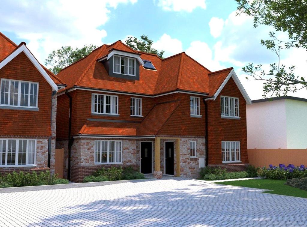 Bluehouse Lane, Oxted, Surrey, RH8 4 bed semidetached house £1,025,000