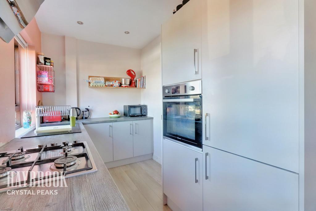 Birley Spa Lane, Sheffield 2 bed semidetached house £130,000
