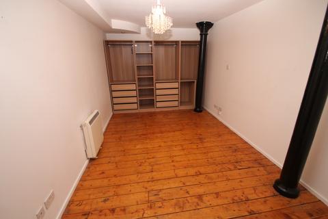 2 bedroom flat to rent, Tariff Street, Manchester, M1
