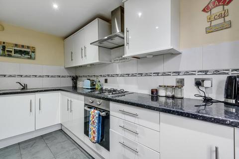 2 bedroom flat for sale, Hemel Hempstead,  Hertfordshire,  HP1