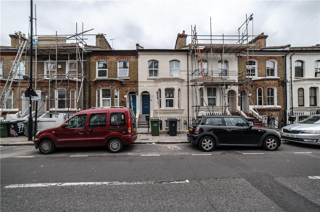 Railton Road, London, SE24 2 bed apartment £1,800 pcm (£415 pw)