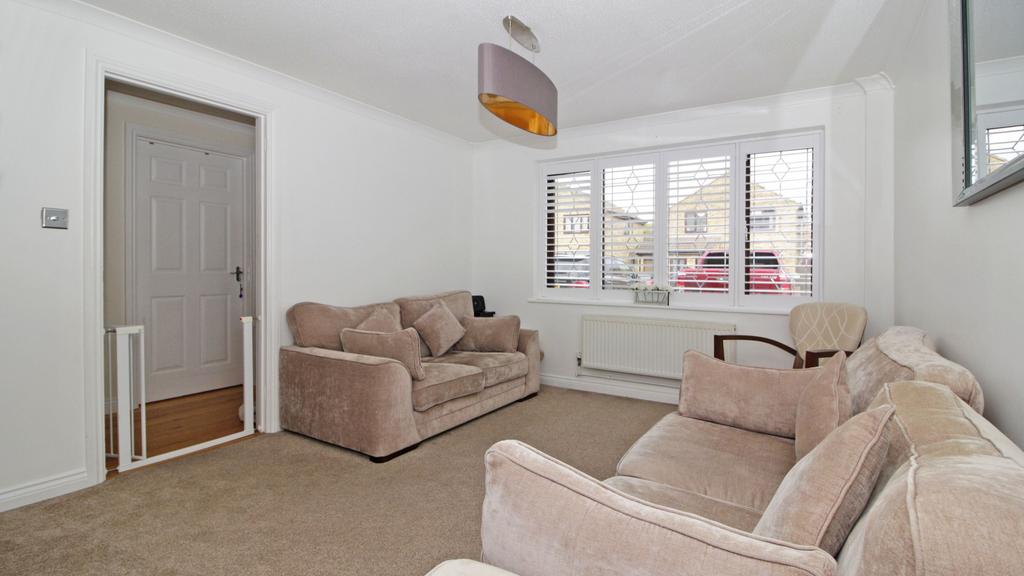 The Briars, Sevenoaks, TN15 4 bed detached house for sale £585,000