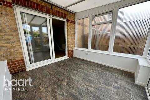 2 bedroom terraced house to rent, Nichols Grove