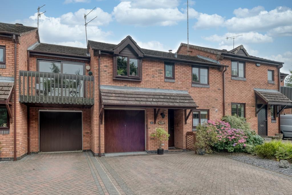 Foxholes Lane, Callow Hill, Redditch... 2 bed terraced house £290,000