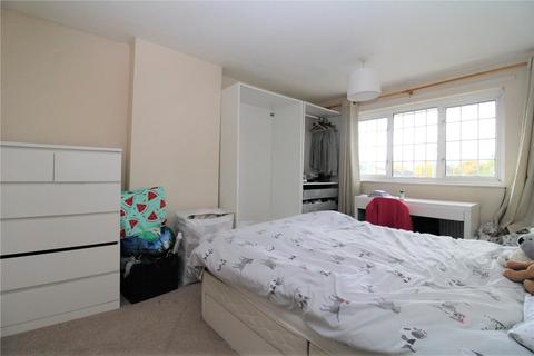 3 bedroom semi-detached house for sale - Farman Close, Eldene, Swindon, Wiltshire, SN3