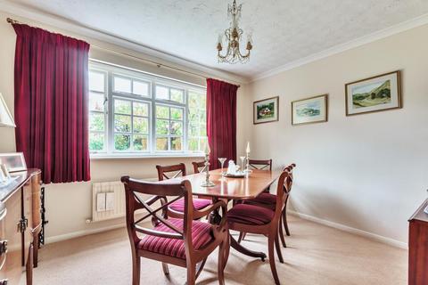 2 Sorrel Drive, Lightwater, GU18 5PB