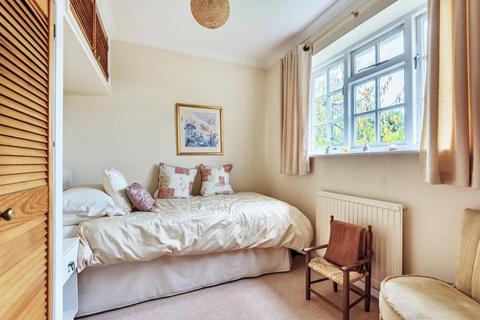 2 Sorrel Drive, Lightwater, GU18 5PB