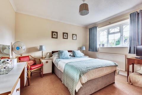 2 Sorrel Drive, Lightwater, GU18 5PB