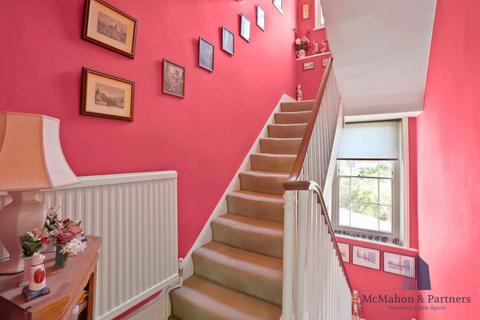 2 Sutherland Square, London, SE17 3EQ