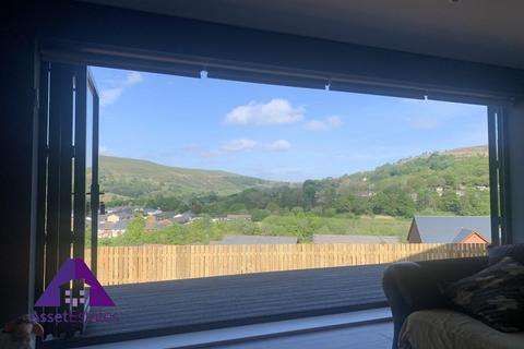 42 Beech Tree Crescent, Blaina, Abertillery, NP13 3JA