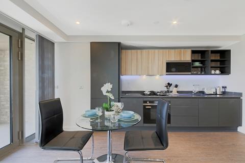 1 bedroom apartment for sale, Royal Docks West, Docklands, London E16