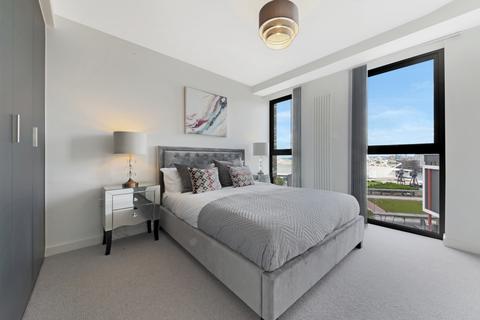 1 bedroom flat for sale, Western Gateway, Docklands, London, E16