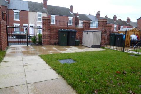 2 bedroom townhouse to rent, Cooper Street, Hyde Park, Doncaster, DN4