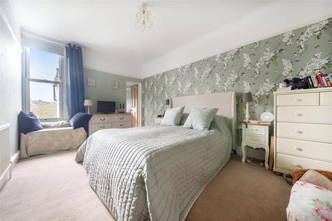 4 bedroom semi-detached house for sale, Glebe Road, Bedford, Bedfordshire, MK40