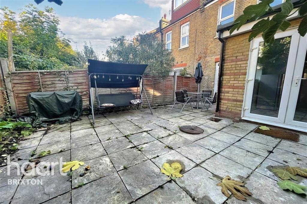 Sudbourne Road, Brixton 2 bed flat £2,300 pcm (£531 pw)