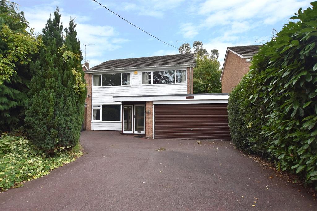 Hopping Jacks Lane, Danbury, CM3 4 bed detached house £2,200 pcm (£