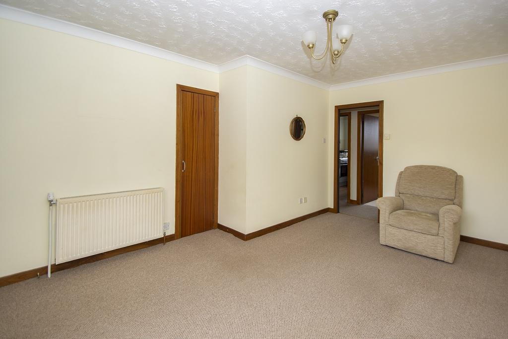 Rugby Road, KILMARNOCK, KA1 1 bed flat £37,500