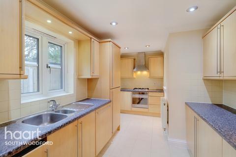 5 Mannock Mews, London, E18 1DB