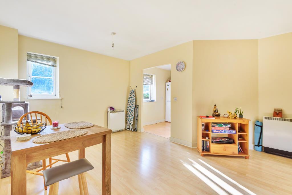 Hanwell Fields, Banbury, 1 bed flat £150,000