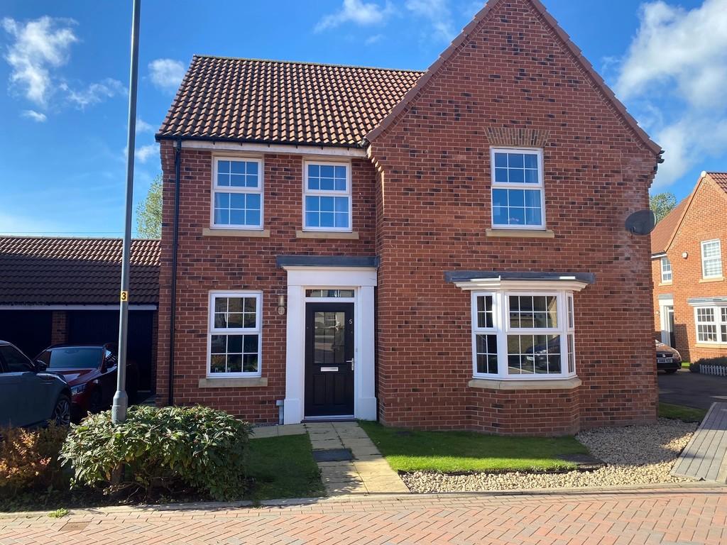 Mayfair Court, Northallerton 4 bed detached house £410,000