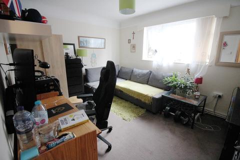 2 bedroom flat for sale - Lawrence Road, Southsea, Portsmouth
