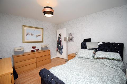 32 Findlay Grove, Edinburgh, EH7 6HF