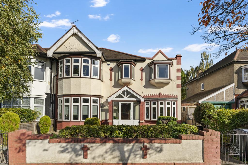 Preston Drive, Wanstead 4 bed end of terrace house for sale £1,250,000