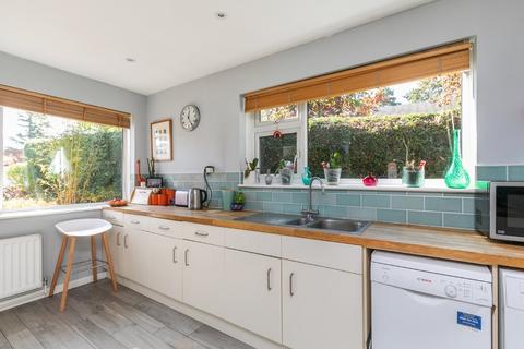 2 Lynch Close, Winchester, SO22 6DG