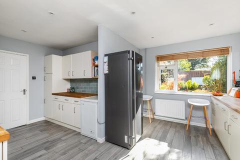 2 Lynch Close, Winchester, SO22 6DG