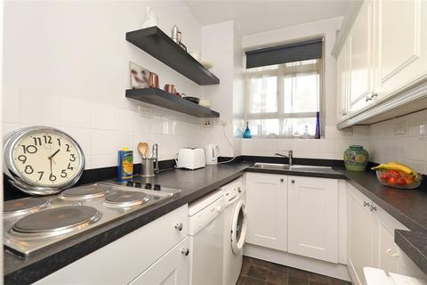 1 bedroom flat to rent, Chepstow Crescent, Notting Hill, W11
