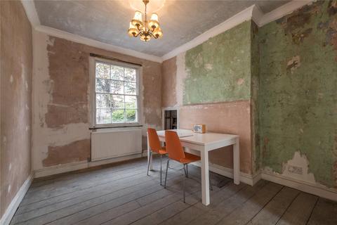 32 Halton Road, London, N1 2EU