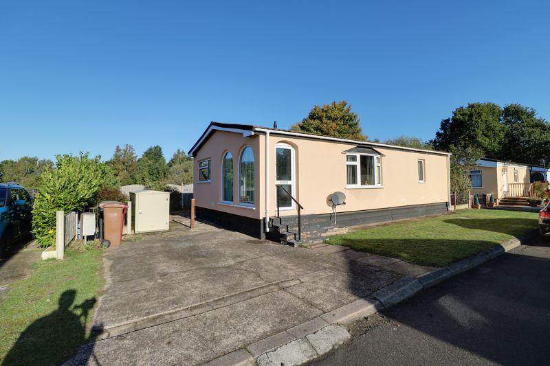 Main Avenue, Ashfield Park, Scunthorpe 2 bed property £92,500