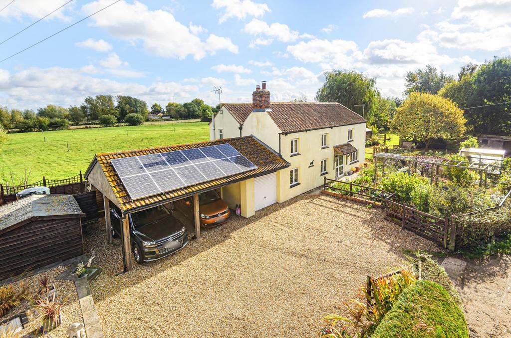 Fordgate, Bridgwater, Somerset, TA7 5 bed detached house for sale £