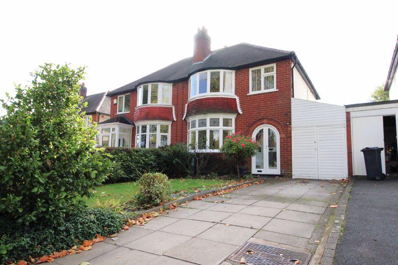 Walstead Road, Walsall, WS5 4DN 3 bed semidetached house for sale £