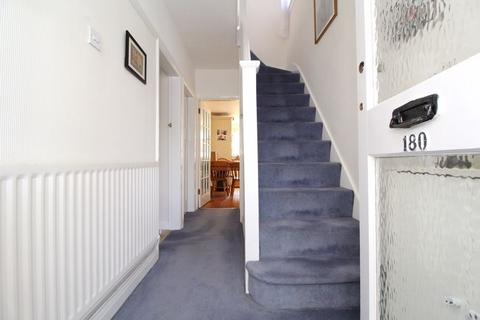 180 Walstead Road, Walsall, WS5 4DN