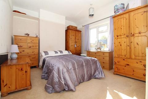 180 Walstead Road, Walsall, WS5 4DN